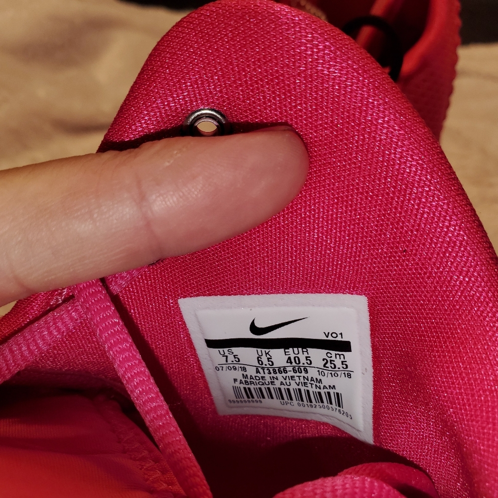 Nike hyperdunks - Picture 3 of 3